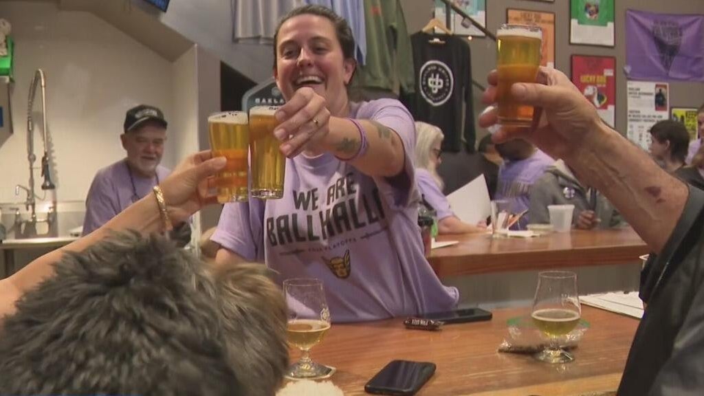Valkyries fans pack Oakland bar to cheer on team as playoff series shifts to Atlanta — CBS Bay Area (KPIX), Midland Dining news