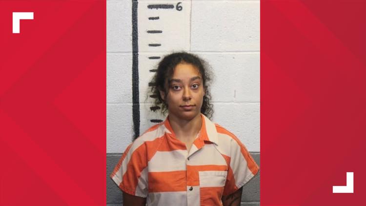 Woman now facing felony drug charge after authorities respond to disabled vehicle call — Midland Community news